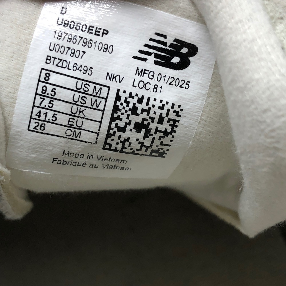 New Balance 9060 Sneakers Men 8 Women 9.5 Unisex Sea Salt Moonbeam Streetwear - Picture 10 of 15